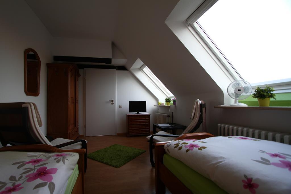 Christianes Gästehaus Düsseldorf Exterior foto
